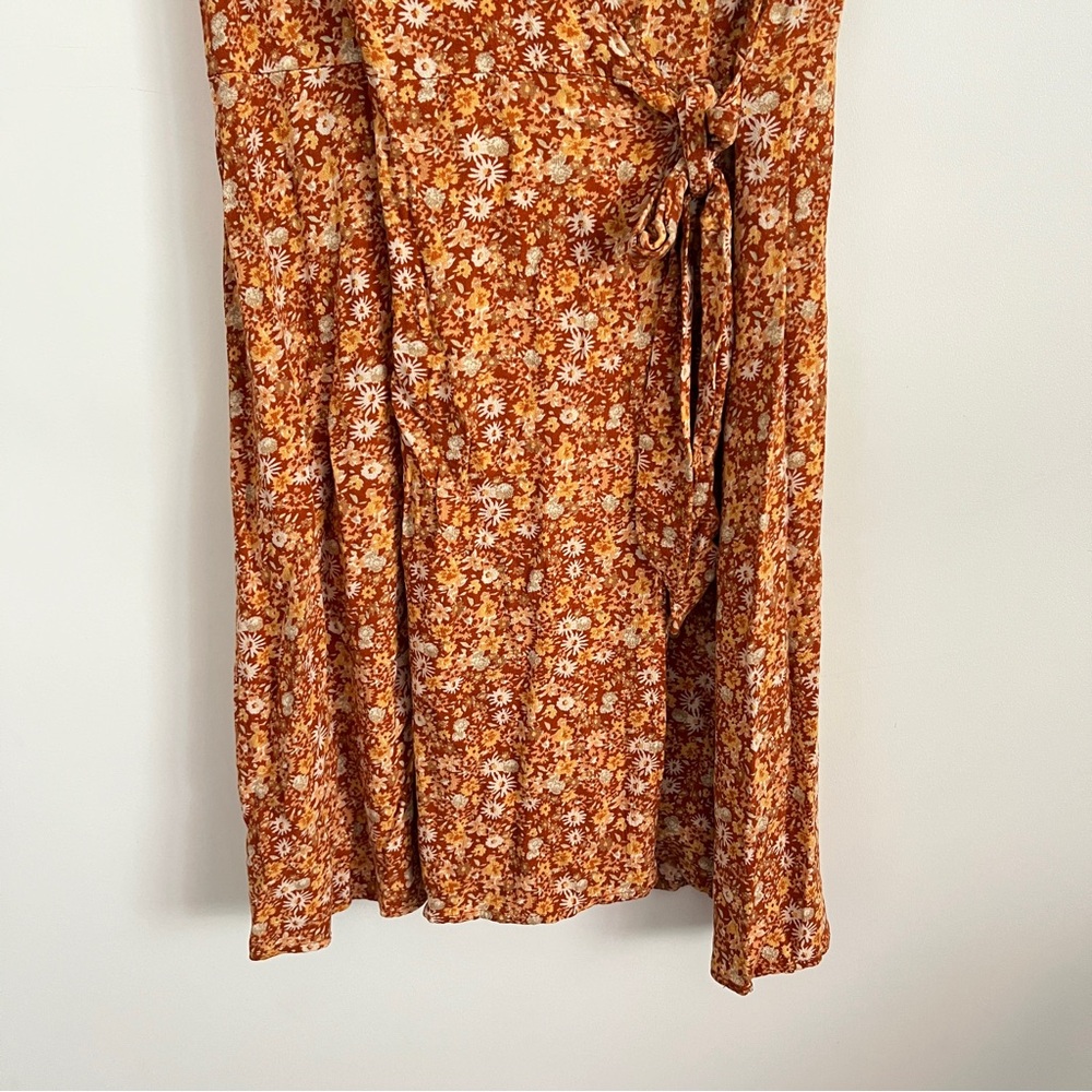 Universal Threads Sleeveless Floral Wrap Dress Orange Multicolor Size Large - Picture 3 of 8
